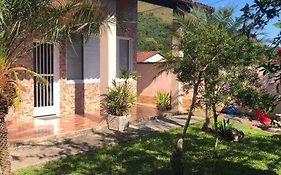Casa em condomínio Angra